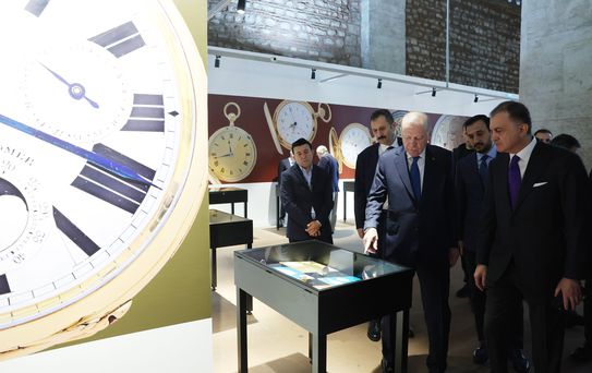 Cumhurbaşkanı Erdoğan, Tophane'de Muhteşem Cep Saatleri Sergisini Ziyaret Etti