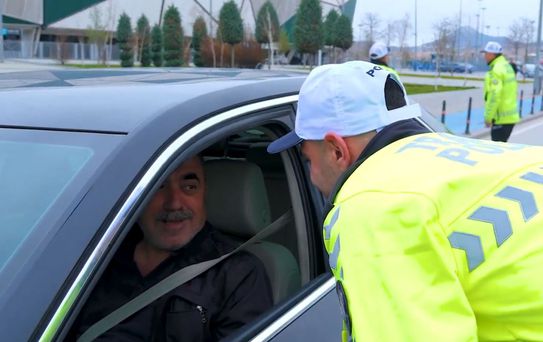 Konyasporlu futbolculardan 'Polis Haftası' sürprizi