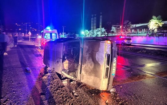 Araklı'da Trafik Kazası: 2 Yaralı