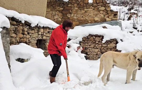 Erzincan'da Kar ve Yağmur Etkili Oldu