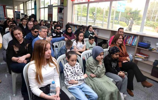 Görme engelli sporcular için canlı radyo tiyatrosu sahnelendi