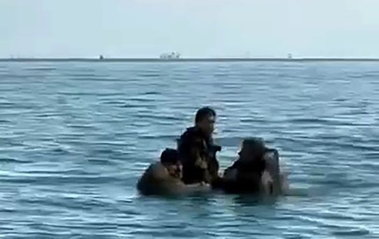 Tehlikeli Su Kazası: 3 Kişi Kurtarıldı
