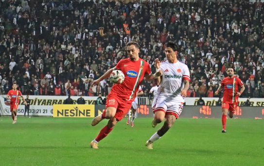 Amed Sportif ve Ümraniyespor Beraberliği