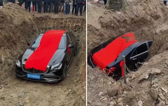 Çin’de 20 milyon TL'lik lüks otomobili gömdüler