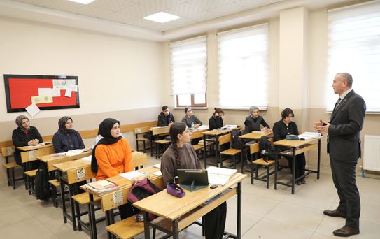 Kökrek’ten YKS öğrencilerine moral ve destek ziyareti