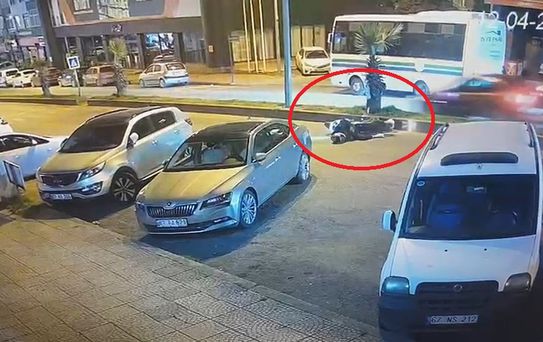 Motosiklet köpeğe çarptı, sürücü yaralandı