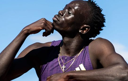 Rekor artık Usain Bolt'a ait değil! 18 yaşındaki Gout Gout tarih yazdı