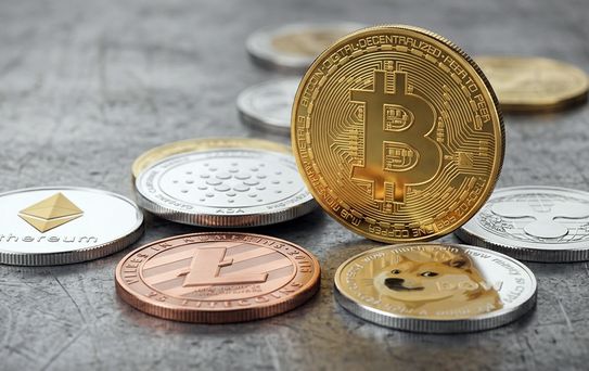 Bitcoin küresel risk iştahıyla 74 bin doların üzerine çıktı