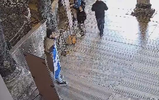 Ayasofya'da Provokatif Eylem: 2 Şüpheli Tutuklandı