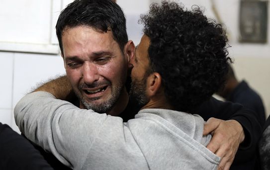 İsrail'in Gazze Şeridi'ne son 48 saatte düzenlediği saldırılarda 16 kişi hayatını kaybetti