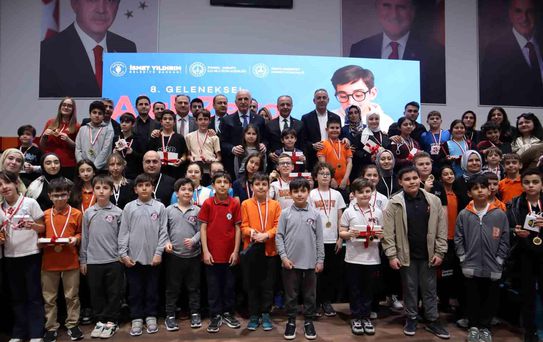 Ümraniye'de Akıl ve Zeka Oyunları Festivali: 257 öğrenci kıyasıya yarıştı
