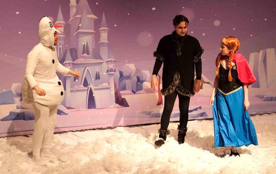 Yıldırımlı çocukların tiyatro keyfi