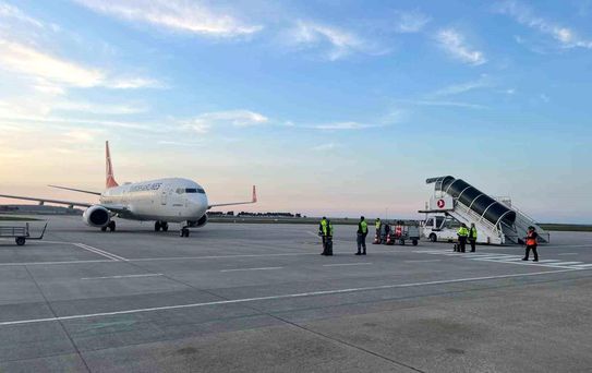 A Milli Kadın Futbol Takımı Sinop'ta Coşkuyla Karşılandı