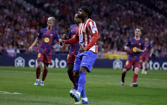 Atletico ve PSG Yarı Finale Yükseldi