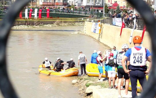 Bayburt'ta Rafting T&uuml;rkiye Şampiyonası