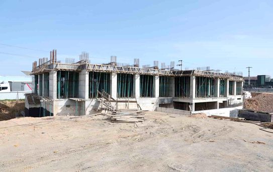 Çayırova'da 200 yataklı hastane ve meslek lisesi inşaatları hızla yükseliyor