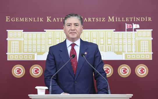 CHP'li Emir: Dilediğiniz Cumhurbaşkanı adayıyla yarışma döneminiz bitmiştir