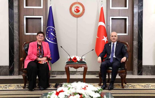 Kurtulmuş ve Bayr İstanbul'da Bir Araya Geldi