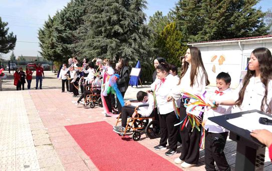 Kahramankazan'da otizm farkındalık etkinliği