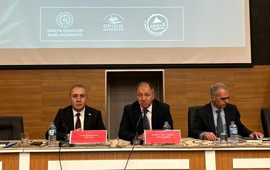 Gençlik Merkezleri Değerlendirme Toplantısı Yapıldı