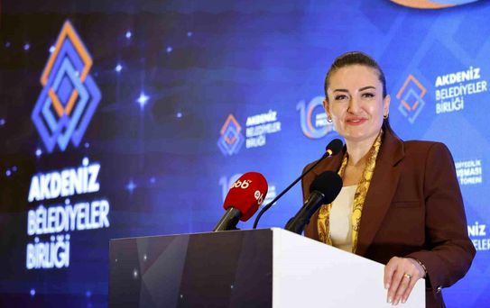 Akdeniz Belediyecilik Proje Yarışması'nda Antalya Büyükşehir Belediyesine iki ödül