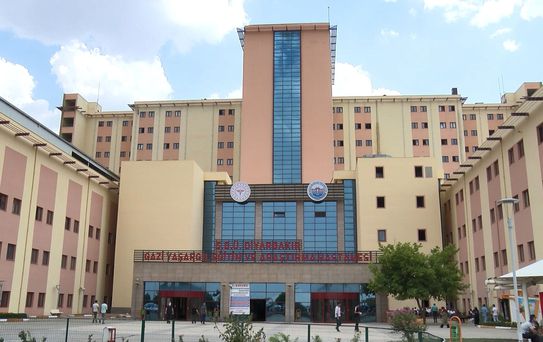 Okulun bahçesine yıldırım düştü: 2 çocuk hayatını kaybetti