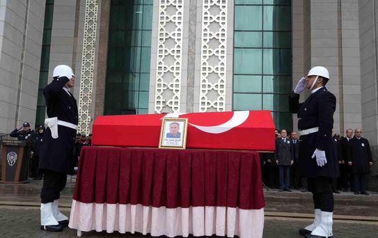 Vefat Eden Polis Memuru Uğurlandı