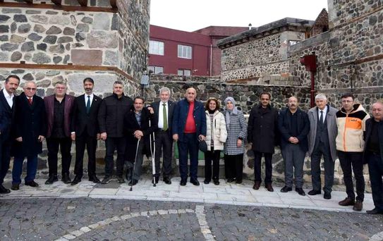 Erzurum Kent Konseyi'nden ortak bildiri: 'Sosyal medyaya etkin sınırlama olmalı'