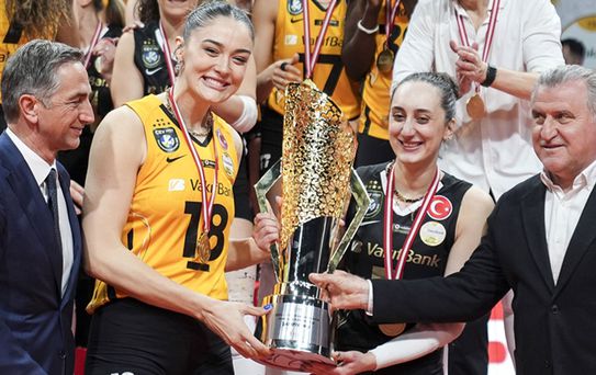 Gözyaşları içinde veda etti! Şampiyon VakıfBank'ta ayrılık