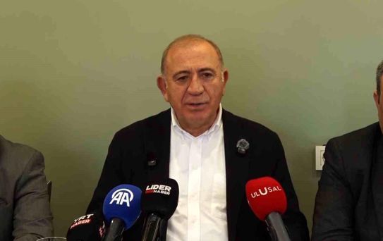 CHP'li Gürsel Tekin: 'Seçim Kurulu'na soruyorum; bu mühür, karar defteri kimde. Bizde'