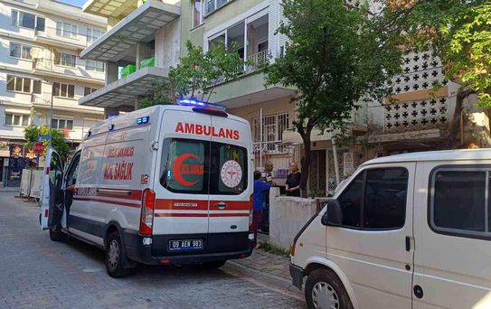 98 Yaşındaki Adam Evinde Ölü Bulundu