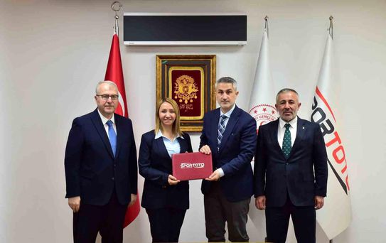 Bilecik'e büyük spor yatırımı için imzalar atıldı