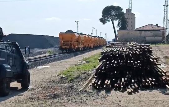 Akçakale'de mayına basan kadın ağır yaralandı