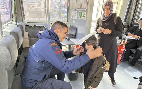 Amasra'da Çocuklar Sahil Güvenlik Botunu Gezdi