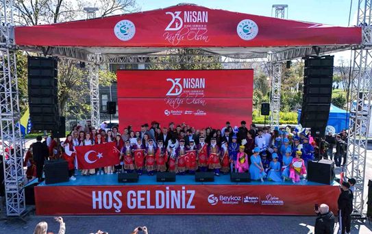 Beykoz'da çocuklar bayramın tadını doyasıya çıkardı