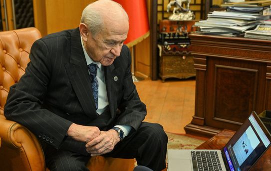 Bahçeli'nin yeni favorisi: Kaçırmadan izliyorum