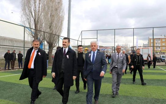 Tutak'ta 23 Nisan Çocuk bayramı coşkuyla kutlandı