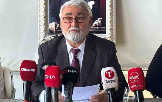 CHP Şehitkamil İlçe Başkanı Hurşit Yıldırım, sert sözlerle istifa etti