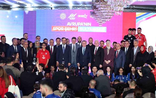Gençlik ve Spor Bakanı Bak: 'Türkiye her haliyle spor ülkesi olma yolunda hızlıca ilerliyor'
