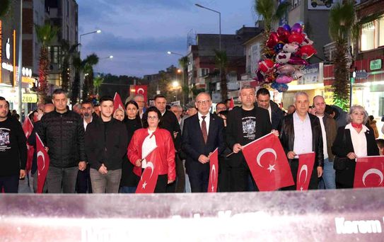 Turgutlu'da 'Sessiz Saygı' korteji