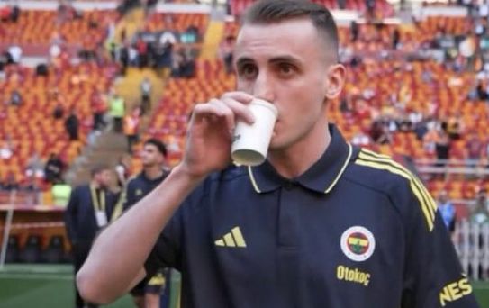 Kerem Aktürkoğlu'ndan Galatasaray taraftarını delirten hareket