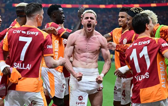 Şampiyonluk ateşini yaktılar! Galatasaray, Fenerbahçe'ye gol oldu yağdı