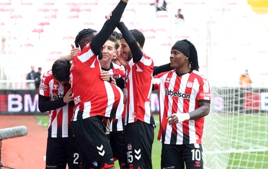 Sivasspor 2-1 Iğdır FK'yi Geçti
