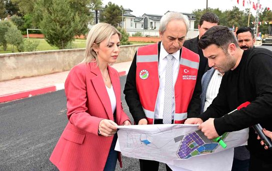 Duacı'da alt yapı çalışmaları tamamlanan 34 sokağa sıcak asfalt