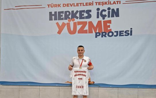 Kahramanmaraşlı yüzücü Doğukan Demir Türkiye şampiyonu oldu