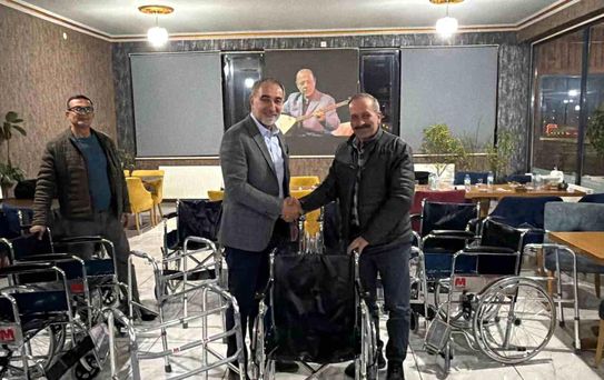 Kırşehir'de engelli ve yaşlılara akülü ve engelli araç desteği