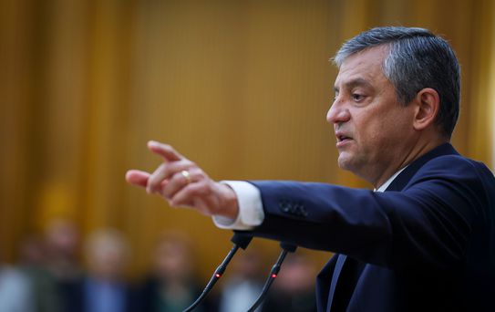 Özgür Özel: 'Millete Sandık Lazım'