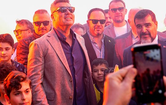 Saran’dan sürpriz hamle! O hocayla 1.5 yıllık anlaşmaya varmış