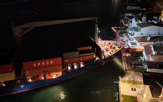 İstanbul Boğazı'nda faciadan kıl payı kurtulan yalının iş kadınına ait olduğu ortaya çıktı