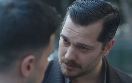 EŞREF RACONU GENÇLER İÇİN KESTİ: SİZ VATANA HAYIRLI EVLAT OLACAKSINIZ